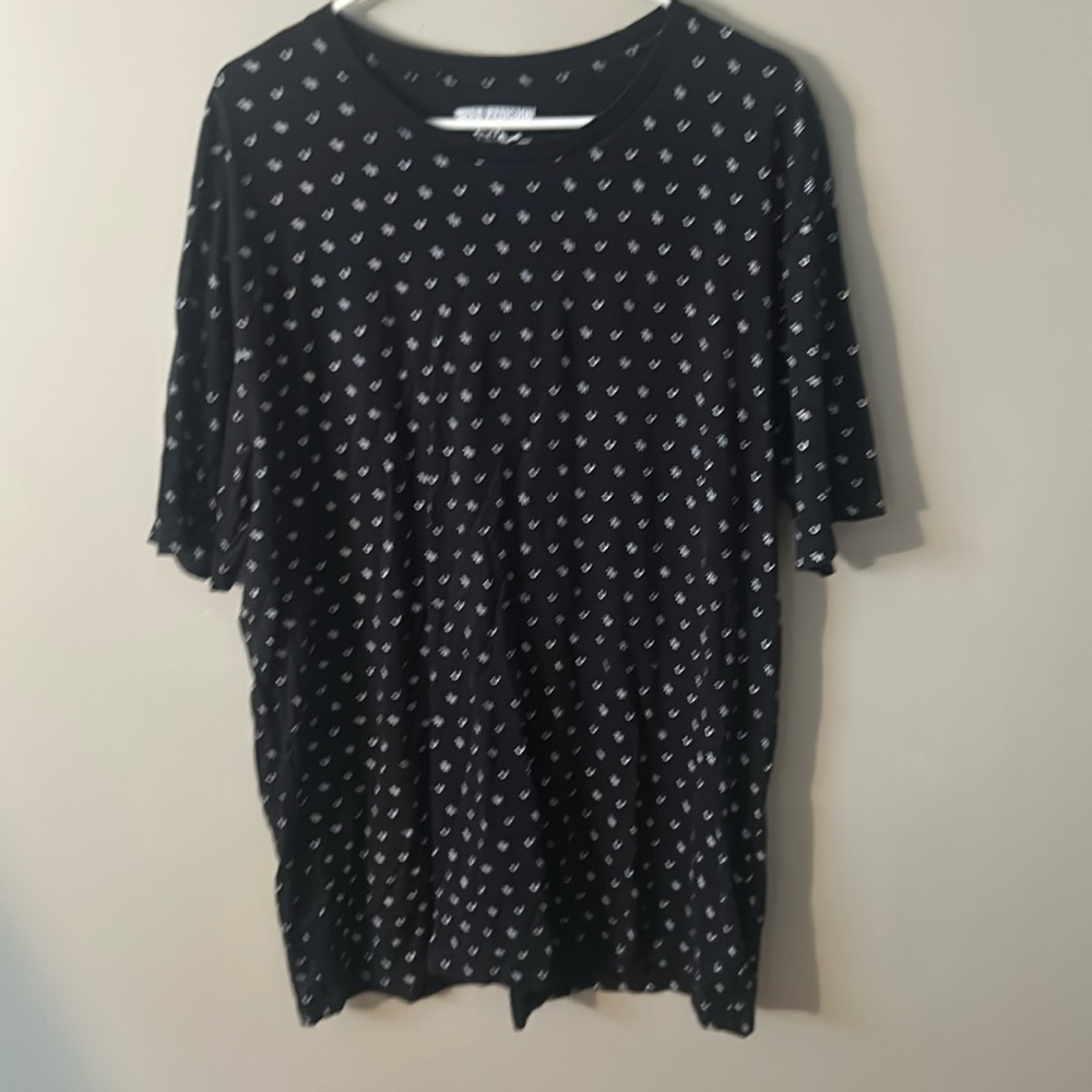 Like new men’s, true religion T-shirt